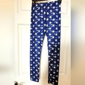 Kids size 14/16 leggings blue with white stars, lightweight material,